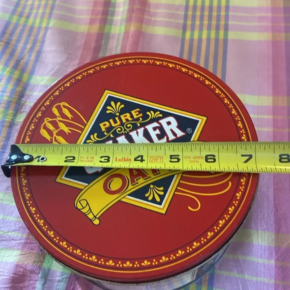 Vintage pure Quaker Oats storage tin